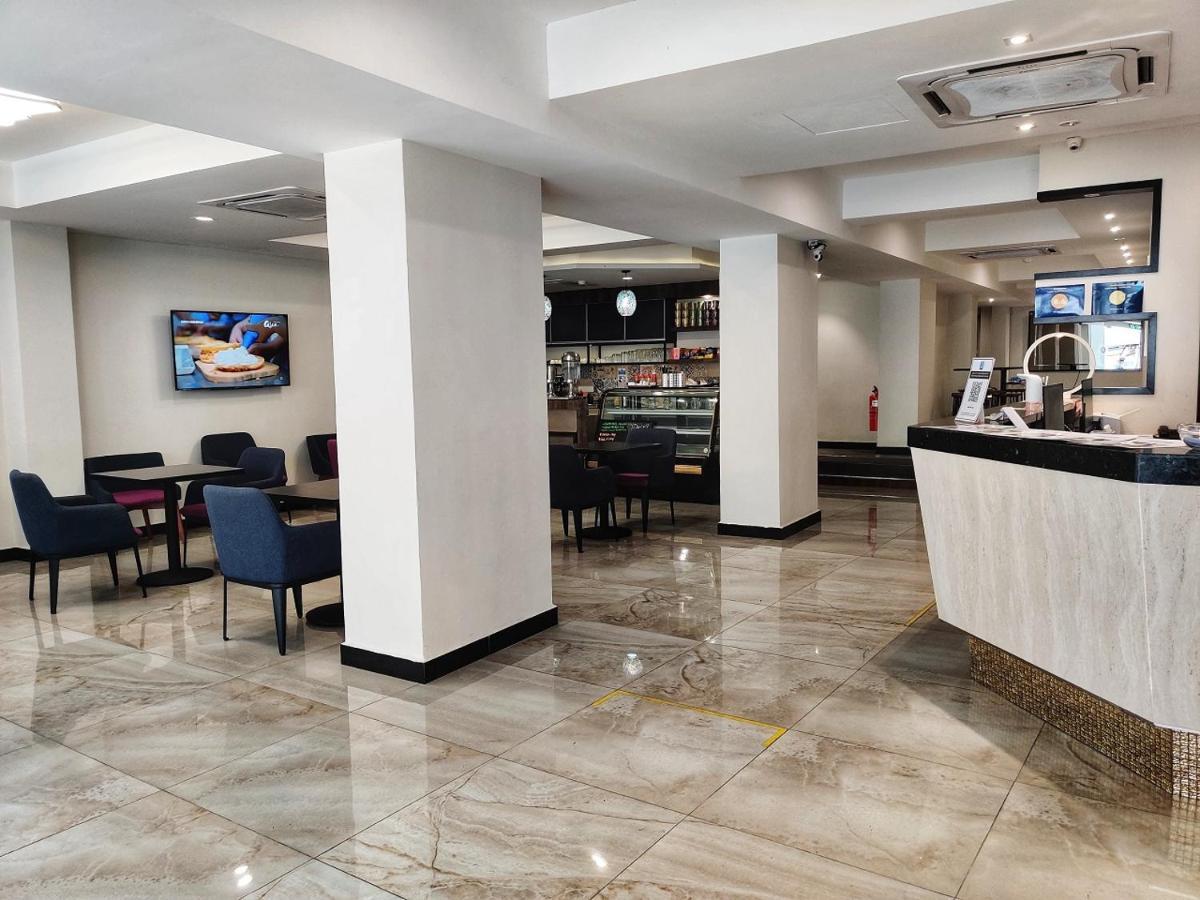 Meriton Inn Kuantan Zewnętrze zdjęcie