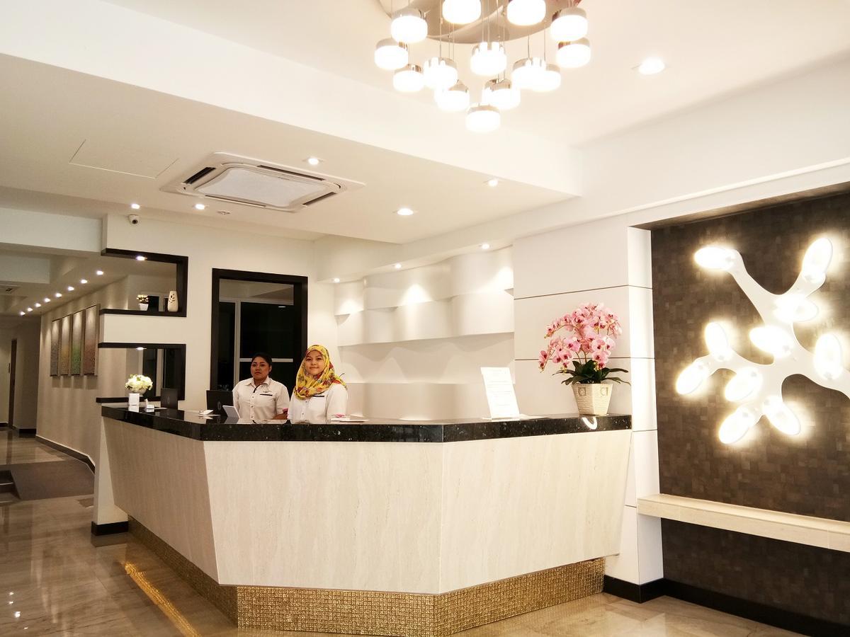 Meriton Inn Kuantan Zewnętrze zdjęcie