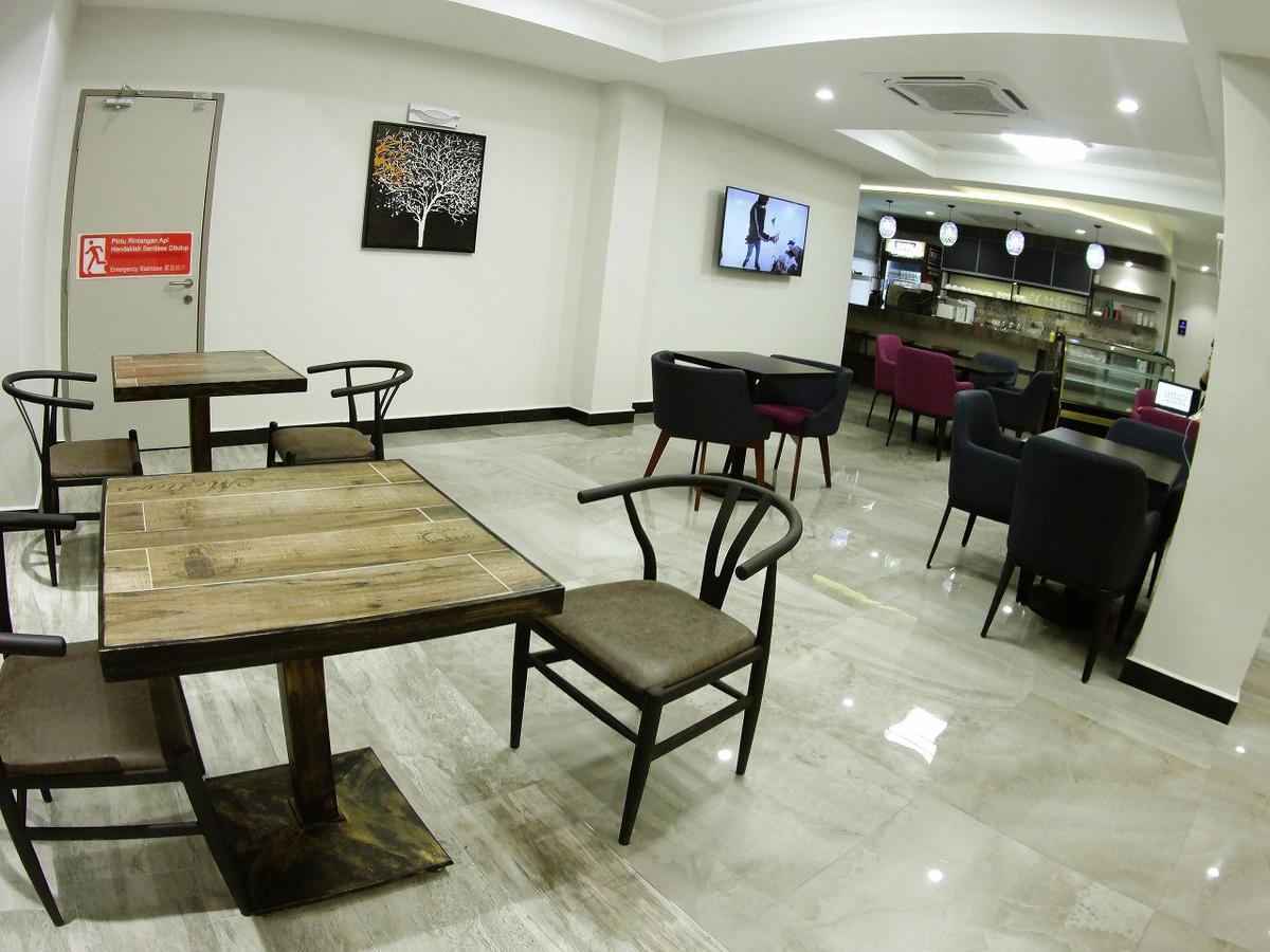 Meriton Inn Kuantan Zewnętrze zdjęcie